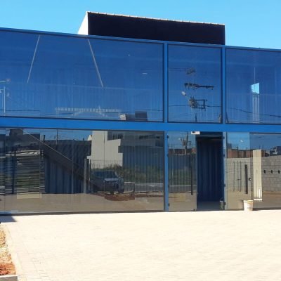 Envidraçamento de containers PONZETTI